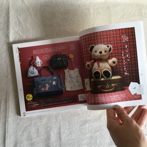 カタログは、こちらも地元企業のフェリシモが制作しているそう。一冊の雑誌のような作りで、眺めているだけでもワクワクしちゃいます。