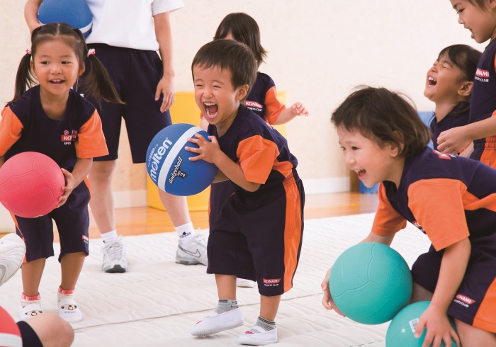 キッズの運動能力をのばすには5歳から。おすすめスクール案内