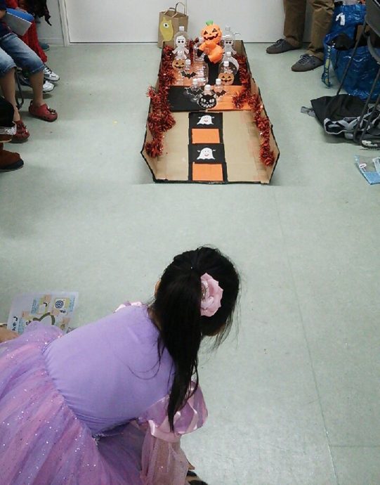 「おばけ退治ボーリング」おばけを倒せ!