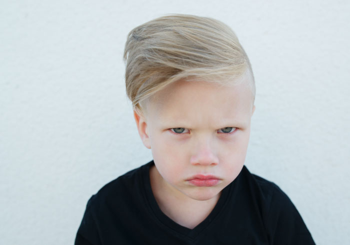 子どもはどうして怒るの? イライラをコントロールするための3つのポイント