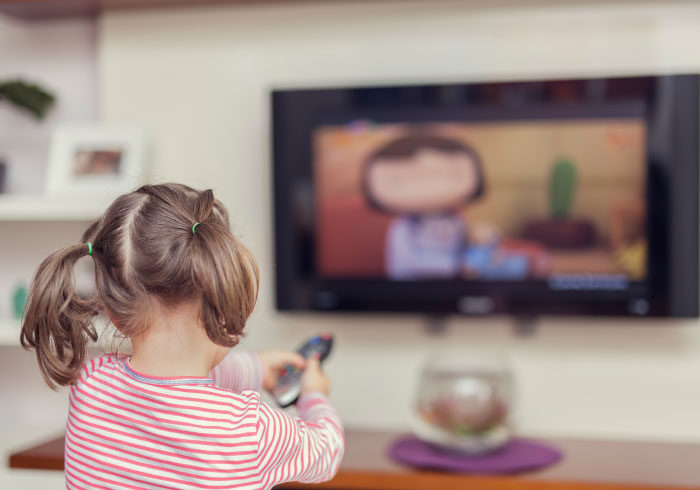 時間で切る?夕飯前だけ? テレビのルール、聞きました!【ママの本音のYES&NO】
