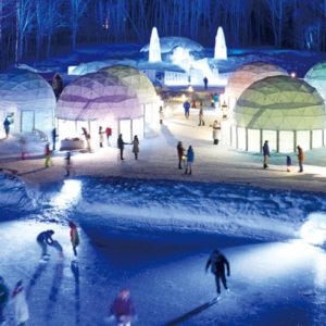 スキーのあとは星野リゾートの施設も利用できる、冬リゾートの決定版！