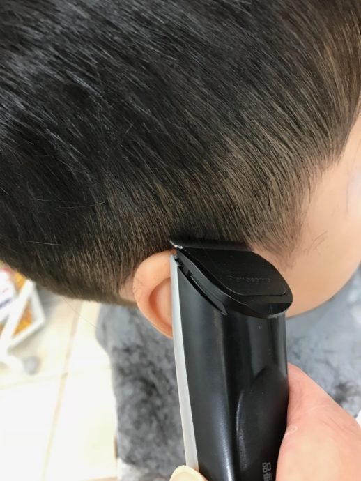 写真で解説 自宅でバリカンで仕上げる ソフトモヒカンの切り方 男の子のヘアスタイル 子どものヘアスタイル トピックス Hanako ママ Web