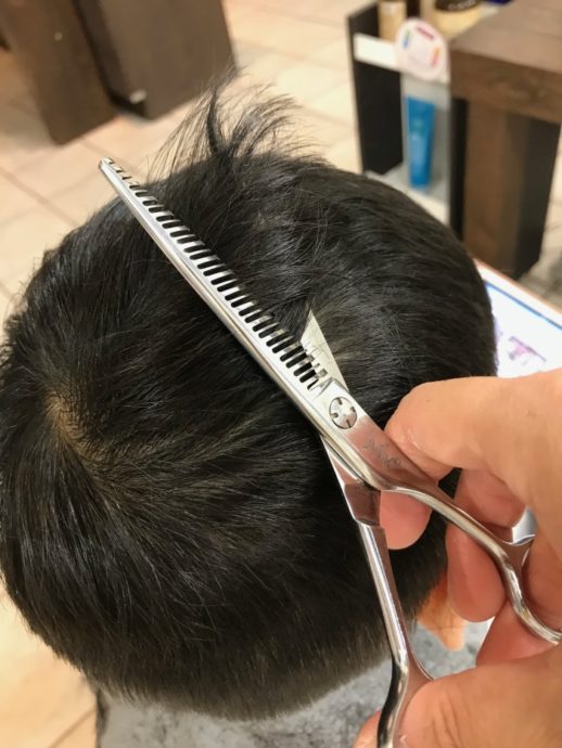 写真で解説 自宅でバリカンで仕上げる ソフトモヒカンの切り方 男の子のヘアスタイル 子どものヘアスタイル トピックス Hanako ママ Web