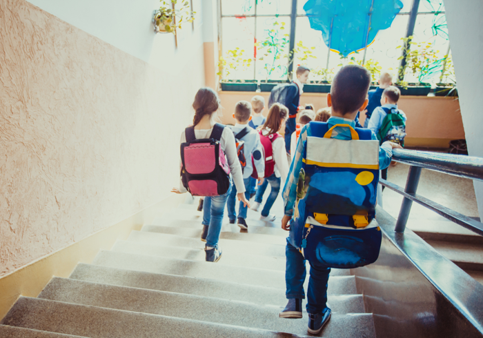 子どもの学校帰りのトラブル 相手は幼馴染だし直接は言いづらい どう対処するのが良い 弁護士 宮地先生に聞きました ママのためのカウンセリングルーム 84 子育ての悩みにプロがアドバイス Hanako ママ Web