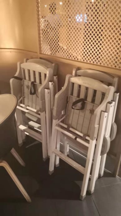 1-restraunt-babychairs