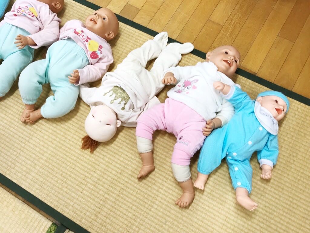 赤ちゃん連れで中学3年生の授業に参加してきました 4回目の育児 Fourth Time Around Hanako ママ Web