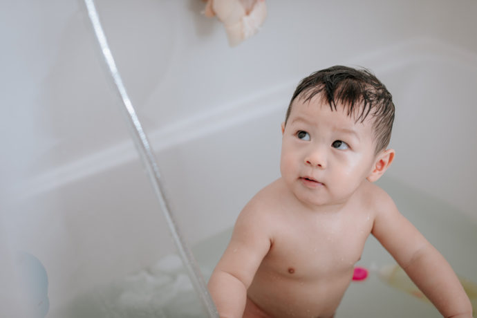 いつから お湯は何度 必要なものって 赤ちゃんのお風呂の注意点を解説 子育て Hanako ママ Web