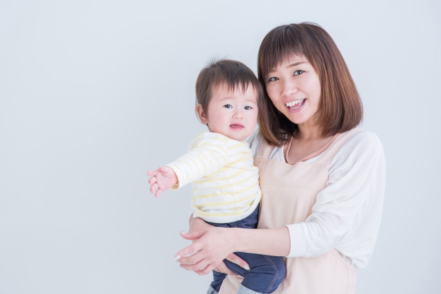 育児で手首が痛い 自宅でできる痛みを和らげる方法を伝授 ライフスタイル Hanako ママ Web