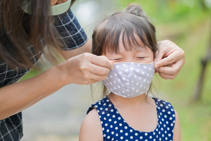 赤ちゃんにマスクは必要なのか 赤ちゃんのコロナウイルス対策 ライフスタイル Hanako ママ Web
