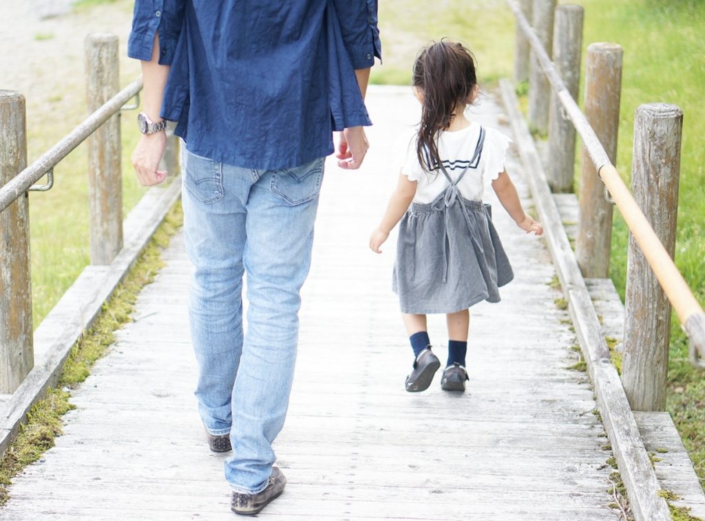 男の子と違う女の子の反抗期 特徴や対処方法をまとめました 子育て Hanako ママ Web