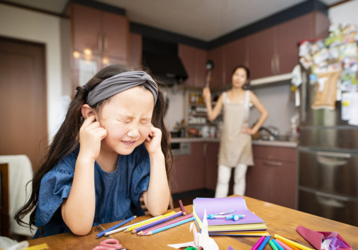 子供のいたずら 正しい注意の仕方と対策としてできること 子育て Hanako ママ Web