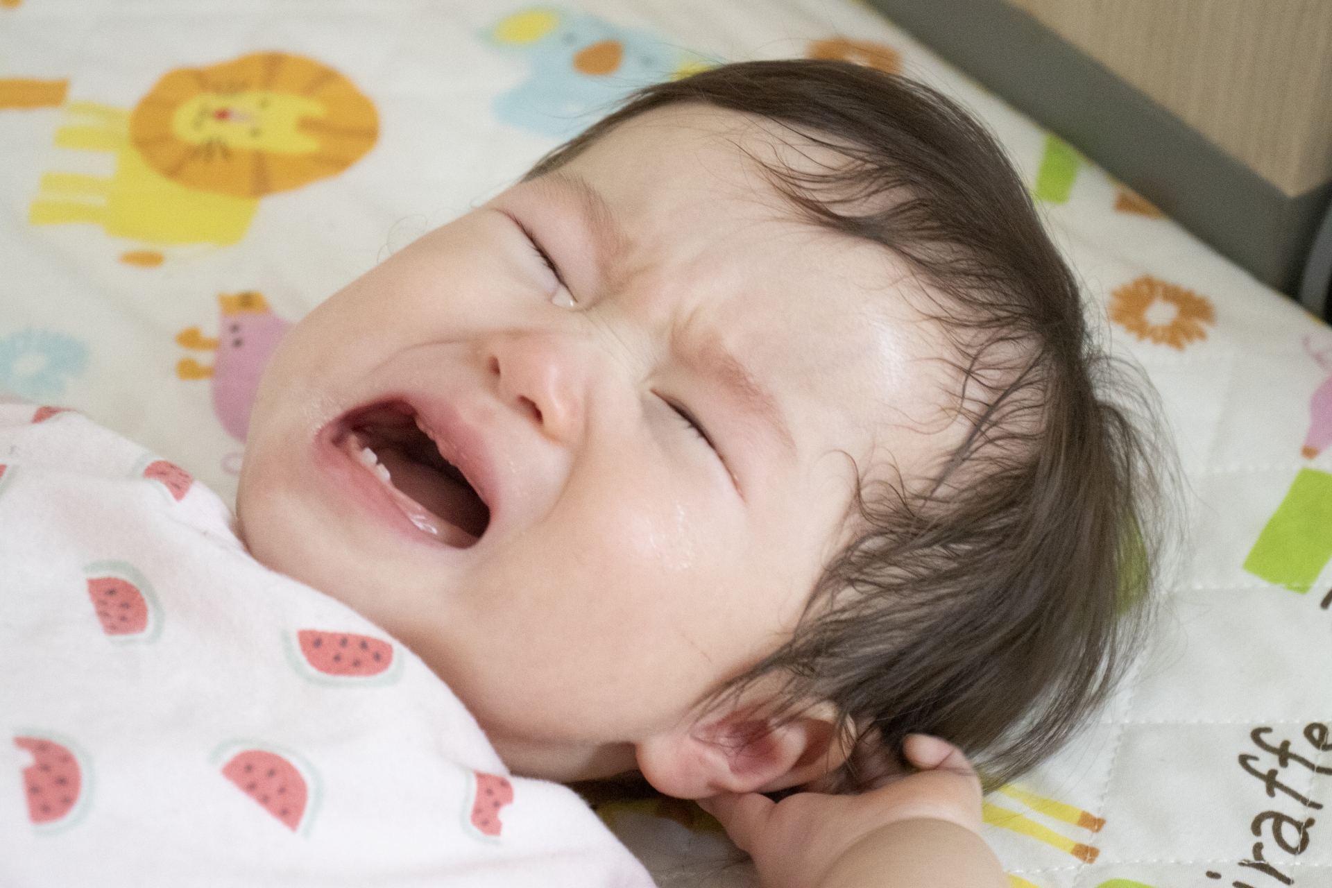 うちの子の夜泣きがひどい 新生児や1歳から3歳の年齢別の対処法 子育て Hanako ママ Web