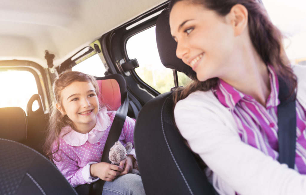 子供を車に乗せての運転で気を付けることは 子供を守る3つの注意点 ライフスタイル Hanako ママ Web
