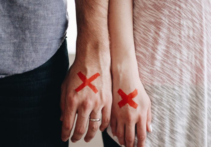 離婚する夫婦の前兆とは？3つの特徴と気づいたときの対応策を紹介