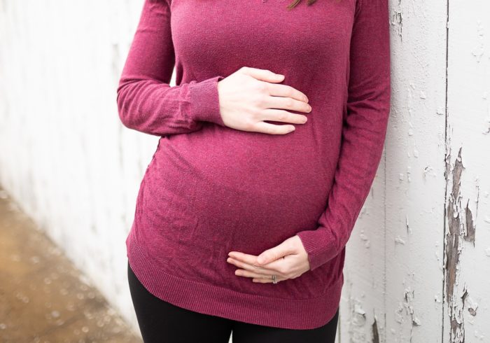妊婦の恥骨痛は早産の兆候 恥骨痛の原因と対処法を紹介 妊娠 出産 Hanako ママ Web