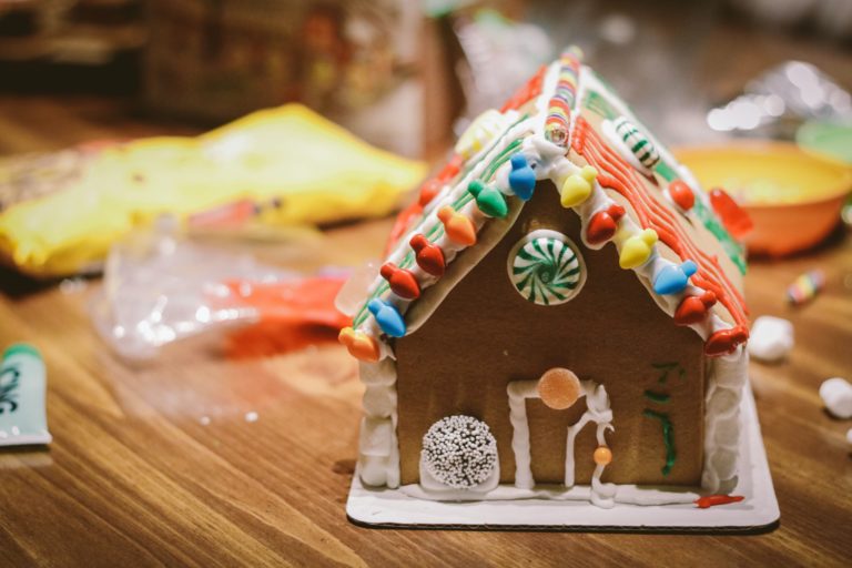 クリスマス前から準備する手作りケーキ