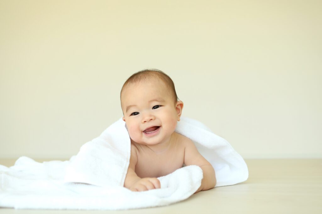 双子のワンオペ育児を乗り切る お風呂 離乳食 外出のコツを解説 子育て Hanako ママ Web