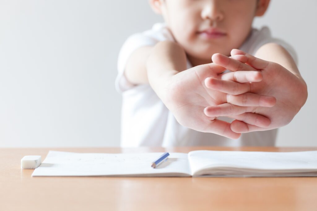 子供の宿題にイライラ 勉強をしない理由や親のng行動3選 子育て Hanako ママ Web