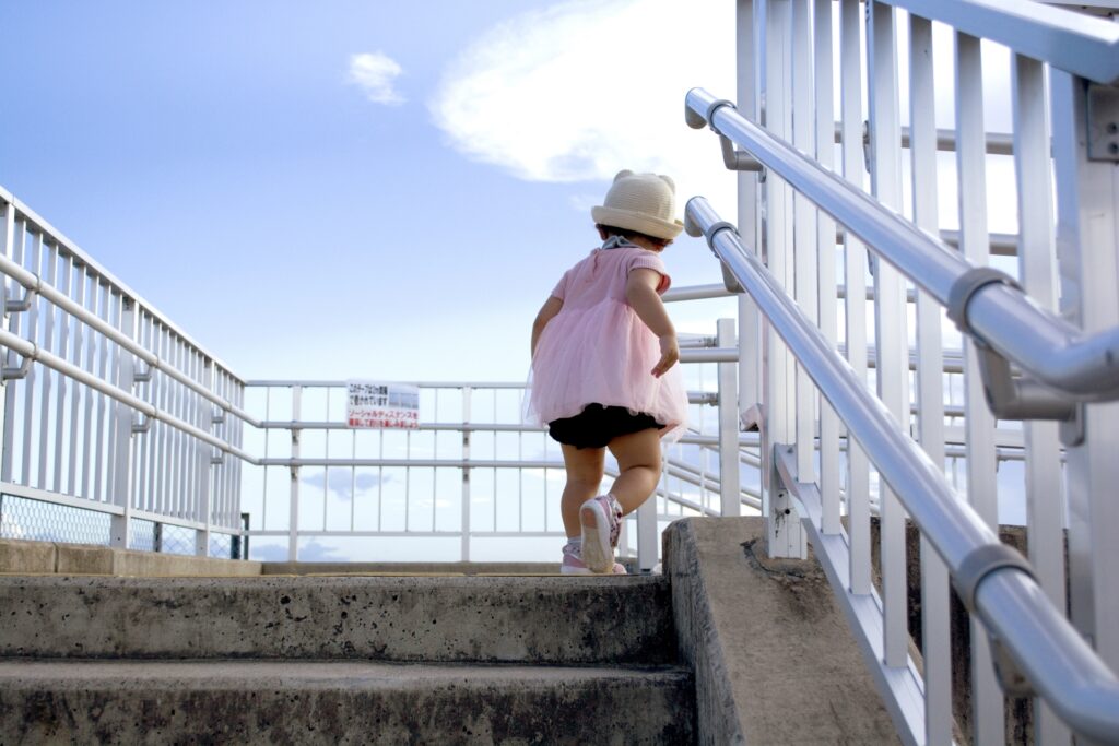 1歳の赤ちゃんの歩き方が急におかしい 考えられる疾患はあるの 子育て Hanako ママ Web