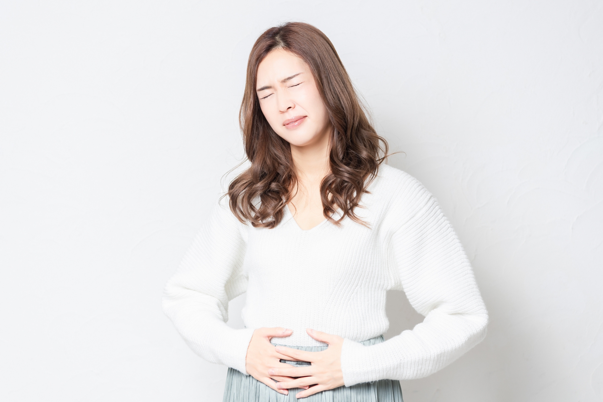 妊娠初期のお腹の張りはどんな感じ 張り症状の特徴や時期を解説 妊娠 出産 Hanako ママ Web