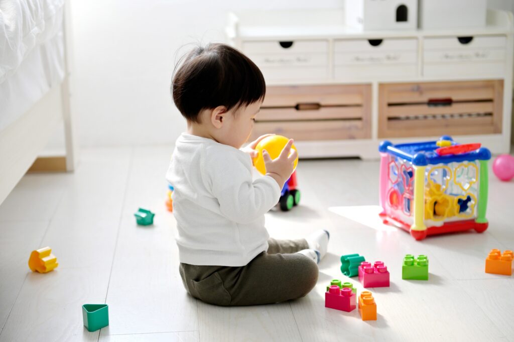 おもちゃの与えすぎは悪影響 おもちゃを与える時期やngな理由とは 教育 Hanako ママ Web
