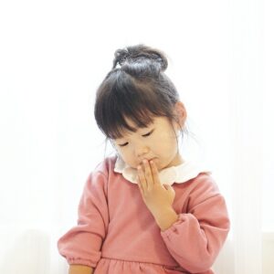 子供はよく歯ぎしりをする？原因は睡眠の質やストレスの場合も