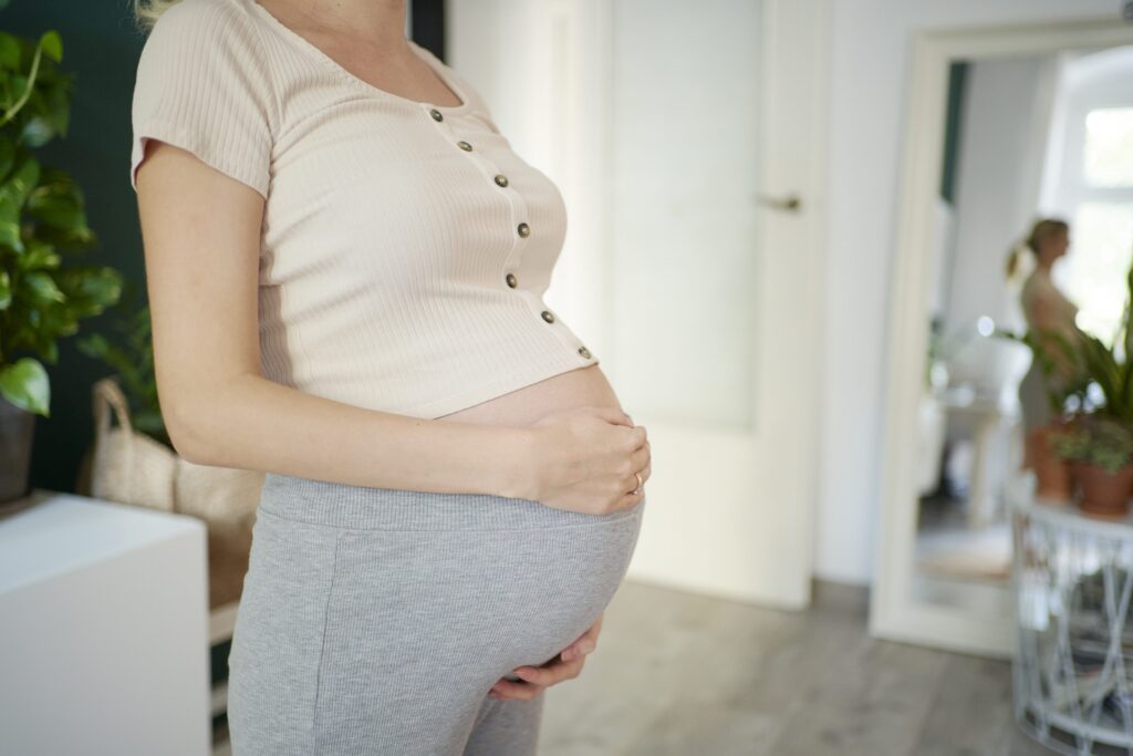 もしかして陣痛がくる 事前に知っておきたい陣痛の前兆とは 妊娠 出産 Hanako ママ Web