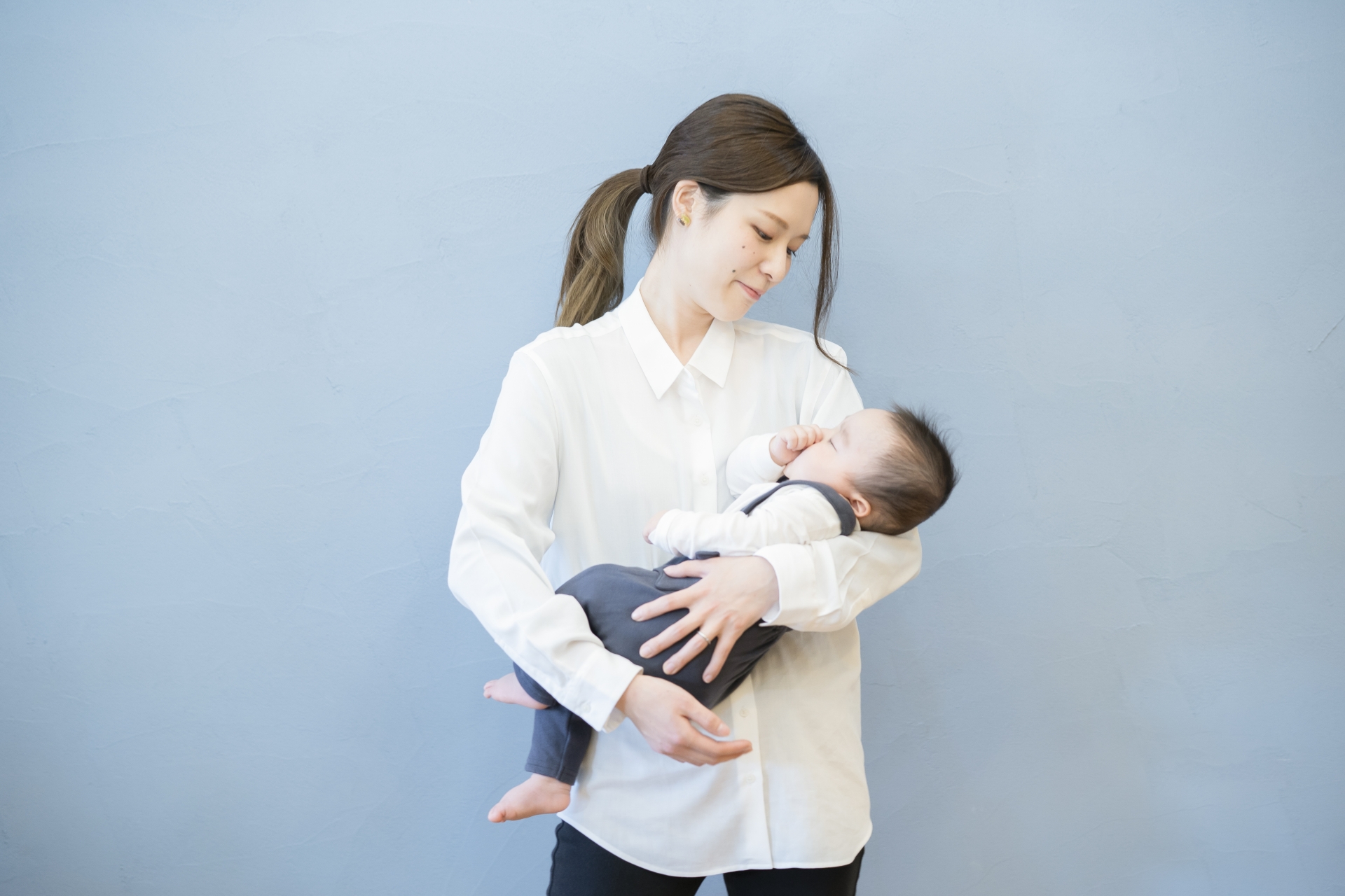 卒乳後の夜泣きはいつまで どう乗り越える 効果的な夜泣き対策とは 子育て Hanako ママ Web