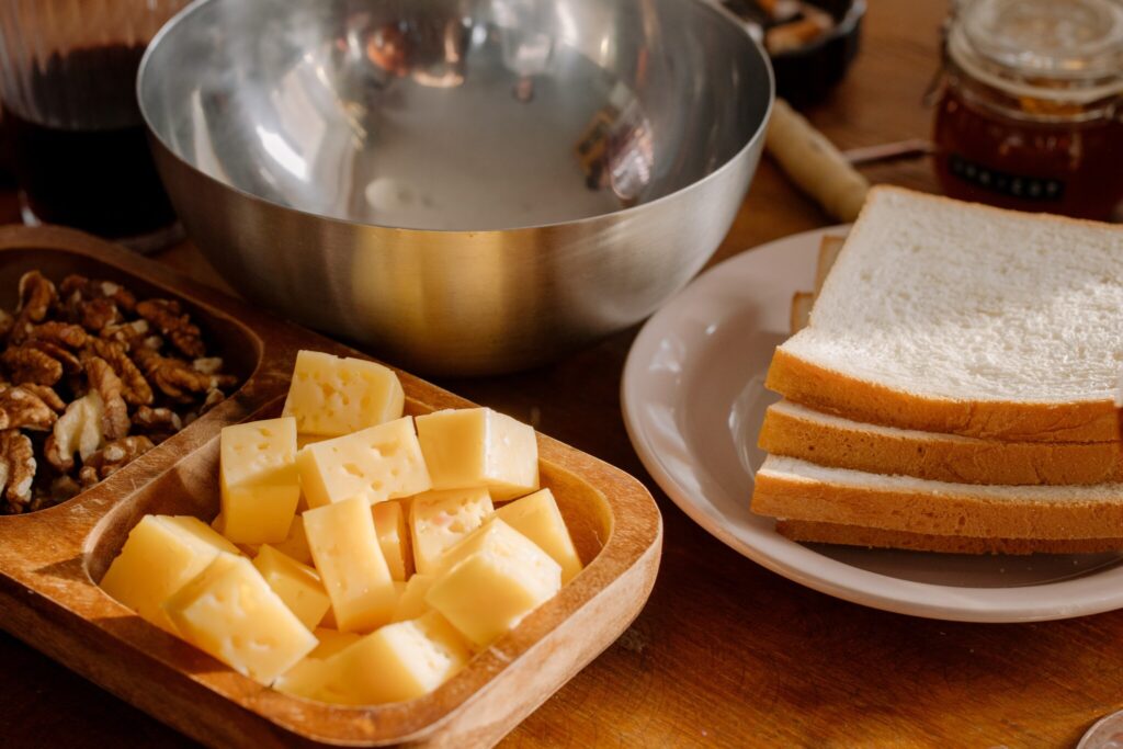 チーズは妊婦にokな食べ物 妊娠中にチーズを食べる際の注意点 妊娠 出産 Hanako ママ Web